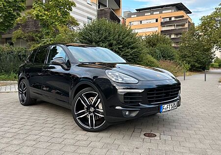 Porsche Cayenne S V8 Diesel/Pano/LED/ACC/AHK/KAM/14-Wege