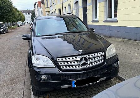 Mercedes-Benz ML 320 CDI 4MATIC Schiebedach Xenon Sportpaket
