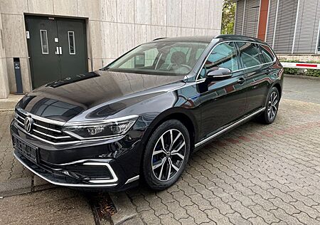 VW Passat Variant Volkswagen 1.4 TSI DSG GTE ACC HUp TWA SHA