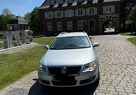VW Passat Variant Volkswagen 2.0 TDI DPF DSG 125kW Sportli...