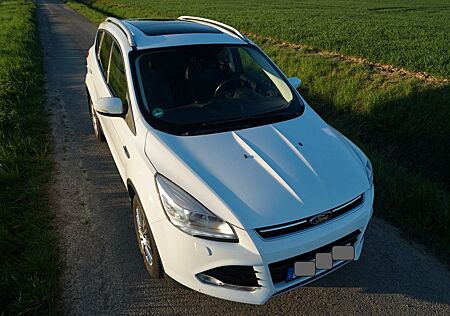 Ford Kuga 2,0 TDCi 4x4 120kW Titanium Titanium