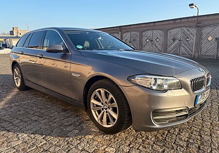 BMW 525 525dxD Kombi Sport TüV neu Pano StandH AHK