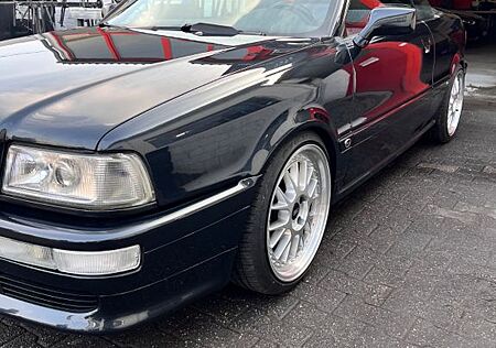 Audi Cabriolet 2.0 -