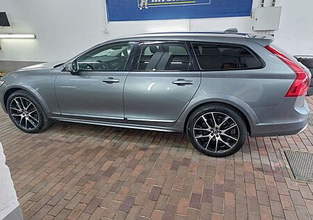 Volvo V90 Cross Country D4 AWD Geartronic -