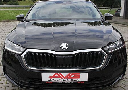 Skoda Octavia TDI Ambition LED CAM Smart LinkAAC Smart