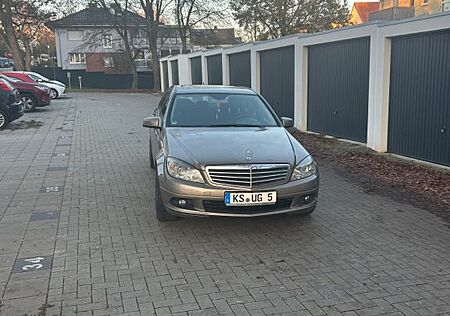 Mercedes-Benz C 200 CDI BlueEFFICIENCY -