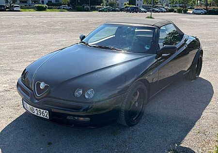 Alfa Romeo Spider 3.0 V6 -