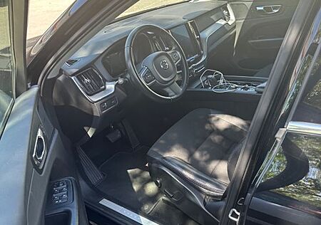 Volvo XC 60 XC60 B4 D Momentum Geartronic Momentum