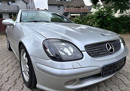 Mercedes-Benz SLK 230 SLK Roadster/Navi/Klima/SHZ//KEIN ROST