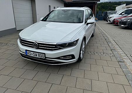 VW Passat Variant Volkswagen 2.0 TSI OPF DSG 4MOTION Elega...