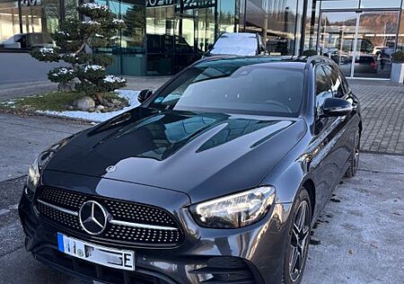 Mercedes-Benz E 300 E 300de T AHK, HUD, AMG, Night, Garantie 01/26