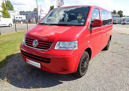 VW T5 Transporter Volkswagen Bus Caravelle