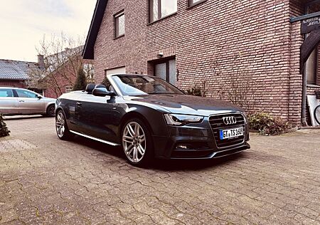 Audi A5 2.0 TDI 140kW quattro Cab. - S-line