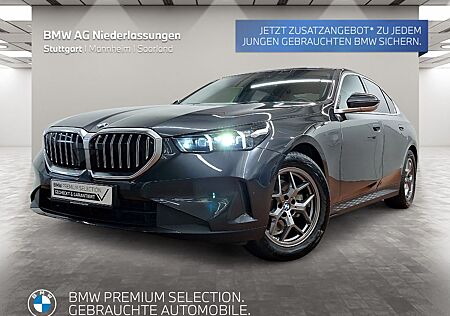 BMW 520d xDrive Limousine Standheizung Harman/K LED