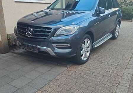 Mercedes-Benz ML 350 BlueTEC 4MATIC - TOP-Zustand
