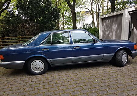 Mercedes-Benz 300 SE ( 126 )