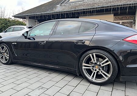 Porsche Panamera 4 - Approved | Scheckheft | ATM | Luft
