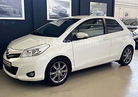 Toyota Yaris Club 1.33 Klima Navi RCAM Teilleder