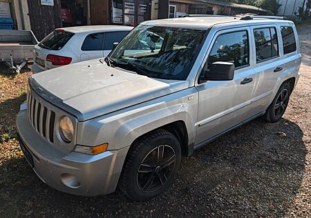 Jeep Patriot Limited 2.4 CVT