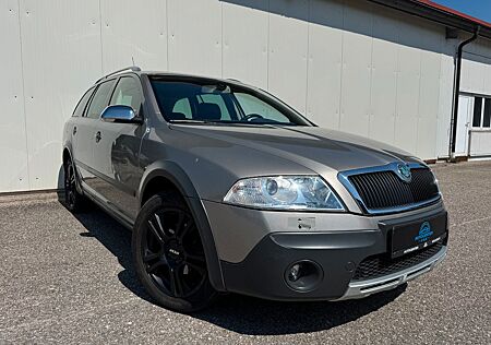 Skoda Octavia Combi 2.0 TDI Scout 4X4 *NAVI*WEBASTO*