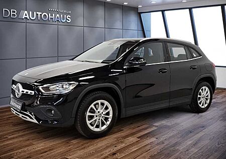 Mercedes-Benz GLA 200 d Style DCT Business-Paket Soundsystem