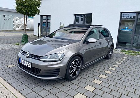 VW Golf Volkswagen 2.0 TDI BMT GTD