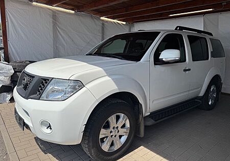 Nissan Pathfinder 2.5 dCi SE*NAVI*KAMERA*