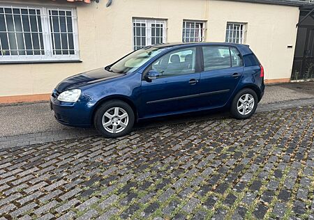 VW Golf Volkswagen 5 / 1.6 102ps TüV 01.2027 Klima Funk el. Fh