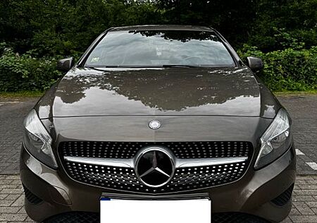 Mercedes-Benz A 180 BlueEFFICIENCY -