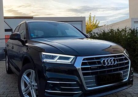 Audi Q5 40 TDI S tronic quattro -