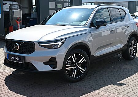 Volvo XC 40 XC40 B4 DKG Plus Dark*FSHZG*H&K*ACC*AHK