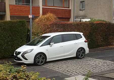 Opel Zafira Tourer 1.6 OPC line Standheizung