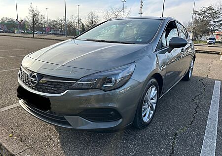 Opel Astra 1.2 Direct Inj Turbo 107kW Elegance El...