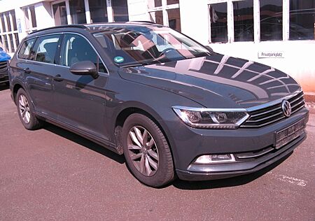 VW Passat Variant Volkswagen Passat 1,6 CL Kamera LED heizbare Frontscheibe