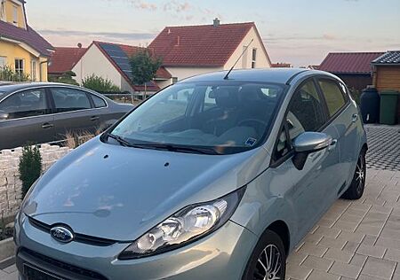 Ford Fiesta 1,25 TÜV NEU / Zahnriemen NEU