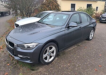 BMW 328i xDrive -