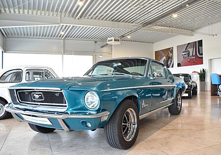 Ford Mustang Fastback