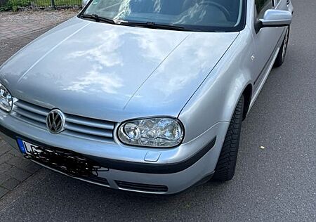 VW Golf Volkswagen 1.6 Auto Basis Variant Basis