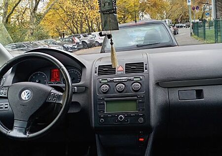 VW Touran Volkswagen 2.0 TDI DPF Trendline Trendline