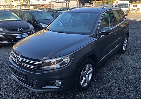 VW Tiguan Volkswagen Sport/Navi,Leder,Panoramadach,PDC,