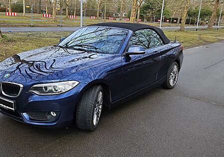 BMW 220i Cabrio -