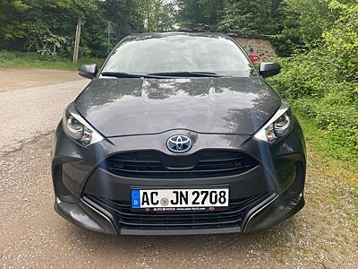 Toyota Yaris 1.5-l-VVT-i Hybrid CVT -