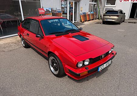 Alfa Romeo GTV (GTV6)