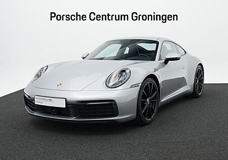 Porsche 992 Carrera 4