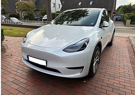 Tesla Model Y Hinterradantrieb RWD