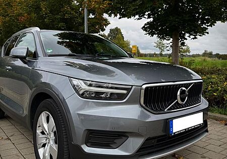 Volvo XC 40 XC40 D3 Momentum Geartronic Momentum