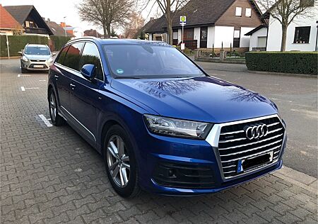 Audi Q7 3.0 TDI quattro tiptronic -
