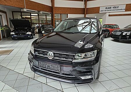 VW Tiguan Volkswagen 2.0 TDI R-Line LED Navi SHZ AHK PDC 19 Zo