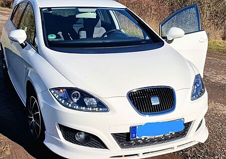 Seat Leon 1.4 TSI Reference NAVI|BIXENON|DIV NEUTEILE