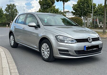 VW Golf Volkswagen VII 1.2 TSI Lim. Trendline BMT